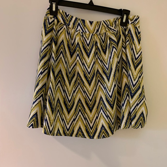 Madam Rage Crop Top & Mini Skirt Set - Picture 6 of 9